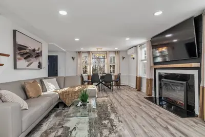 Image de Unique 4bedrooms 2 bathrooms stunning getaway unit