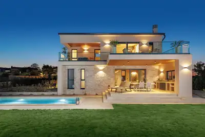 Image de Romantic villa with sauna, jacuzzi & heated pool for couples in Istria