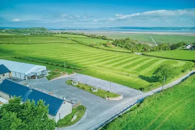 Image de Windmill Farm Barn Cottage Gower Rural with Welsh Coast Views  - Pet Friendly