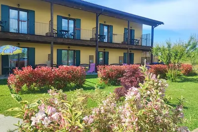 Image de Naturist farmhouse b&b with spa between the Monferrato/Langhe hills and Liguria
