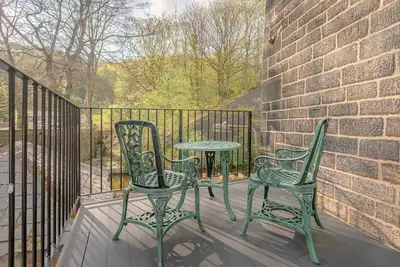 Image de Mulberry Boutique Stay | Canal Side | Sleeps 12