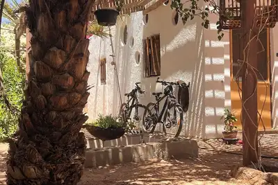 Image de Vintage Valley - your home seconds from the beach