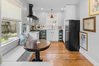 Image de Cozy 2 Bedroom Close to Downtown