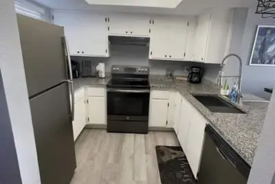 Image de Perfect townhome with Ac in sunny Phoenix