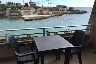 Image de Nonstop electricity 1 bedroom beachfront apartment