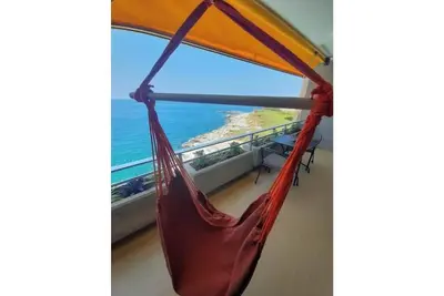 Image de Lovely beachfront studio with pool-24h electricity
