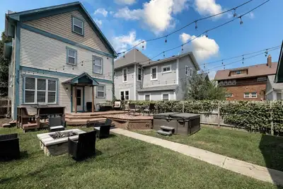 Image de Stylish Indy Home with Hot Tub - Minutes from Downtown!