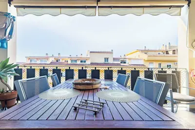 Image de Apartment with large terrace, pool and garage in Fuengirola ideal for families.