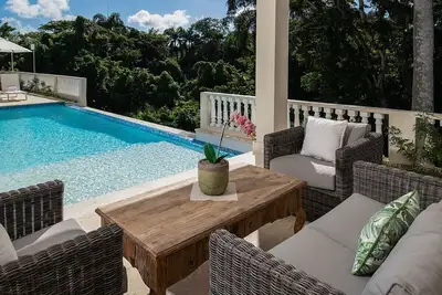 Image de Luxurious 7-bedroom villa only  with Ac and fitness room in lovely Puerto Plata.
