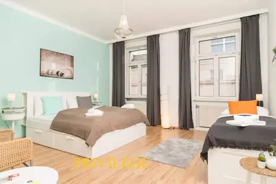 Image de Spittelau, bright, selfcheckin24h,