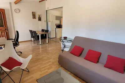 Image de Appartement dans une villa au cœur de la Provenc!