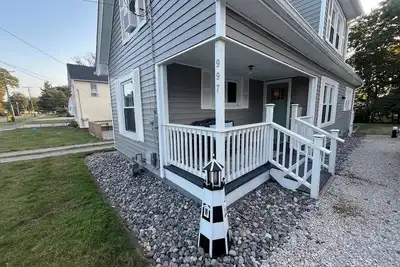 Image de Charming 3-bedroom lake house with the best location in Conneaut
