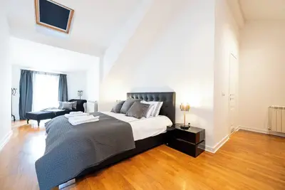 Image de Luxurious 4-Bedroom Penthouse Duplex in the Heart of Belgrade
