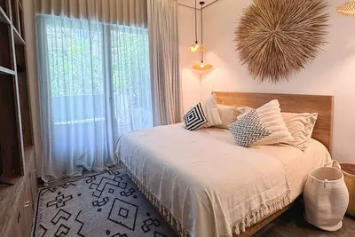 Image de New 2Bdr unit step away from the Caribbean beaches