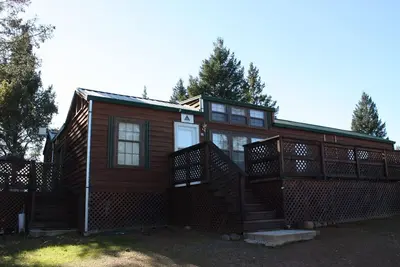 Image de Avl Private Retreat Cabin with hot tub on private wooded property