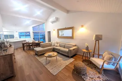 Image de Villa Salina Forster - 1 Minute walk to the golden sands of One Mile Beach