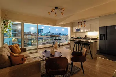 Image de Charming 3-bedroom apartment with rooftop pool in Barranco