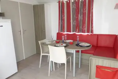 Image de Mobil-home pour 5 pers, moderne avec terrasse