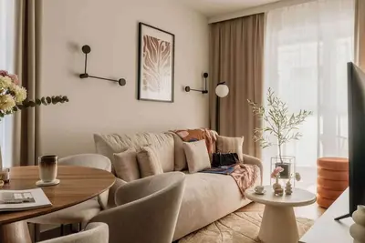 Image de Spacious 2-Bedroom Apartment with Bright Interior