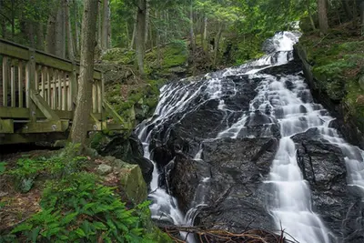 Image de Killington Mountain Farmhouse-5 min to Skiing