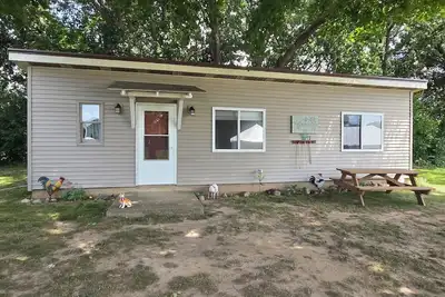 Image de Charming barnyard cottage offers a peacful retreat for those looking to get away