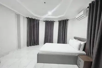 Image de 24 Bedroom All Ensuite East Legon Grand Apartment 5