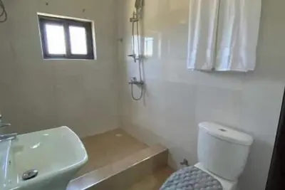 Image de 24 Bedroom All Ensuite East Legon Grand Apartment 7
