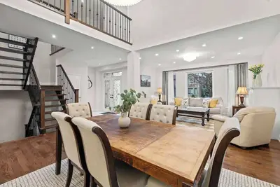 Image de Elegant Living with Fireplaces and Backyard Bbq