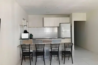 Image de Up to 10 people, close to shopping mall, air conditioning, garage, apt A