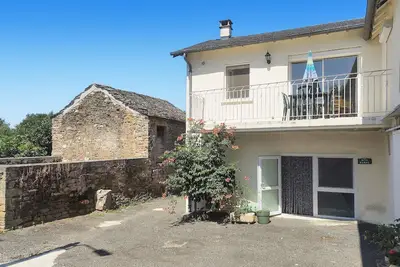 Image de Spacieuse maison avec terrasse