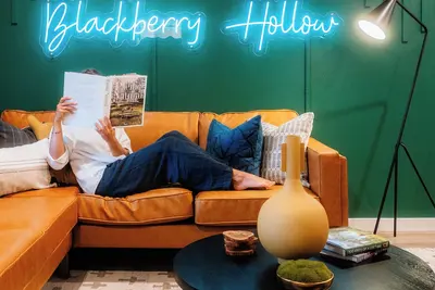 Image de New - Downtown Forks, Hot Tub, Fire Pit, Ev, Games