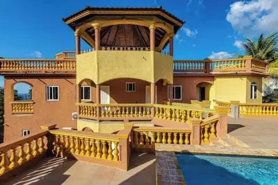 Image de Ocean View Terrace Villa By Paradise Listing