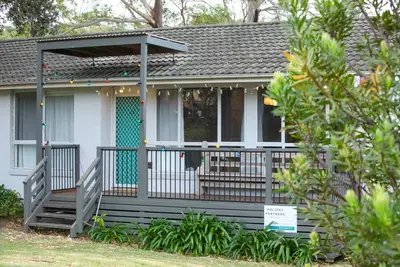 Image de Sunnyside Manyana, family favourite close to the bush, lake and beach