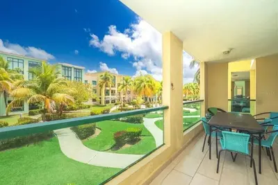 Image de Paseo al Mar in Aquatika! Beach Access/ 20 El Yunque/ king Bed\n2nd floor