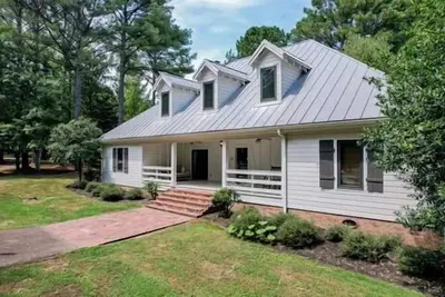 Image de Luxury 9-Br Estate -- 3 Homes & Cottage on 14 Acres, 10 Miles to Ole Miss