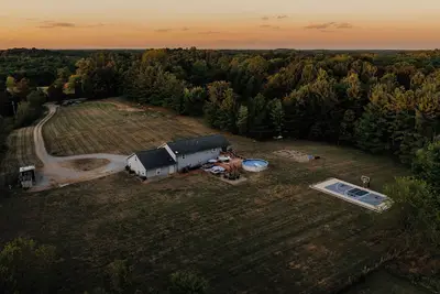 Image de Bonita Blu at Hocking Hills Retreat! Pickleball, Basketball, Arcade, & Putt Putt