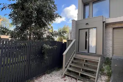 Image de Comfort natural Frankston home in middle of everything