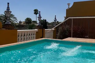 Image de Exceptional apartments  in delightful Sevilla with rooftop terrace and pool!