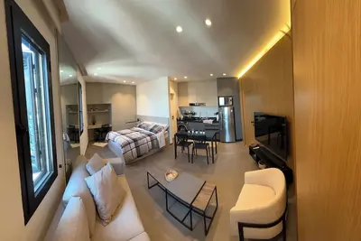 Image de Julz, Votre Chalet Côtier Parfait à Halat – Près de Byblos & Batroun