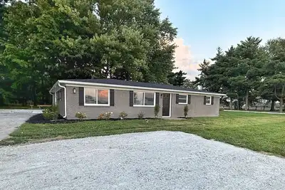 Image de Grand Park Lodge -5 Bdrm, 4 Full Ba Home next to Grand Park!