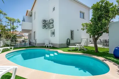 Image de Vivenda NevesAPT I in Albufeira by LovelyStay