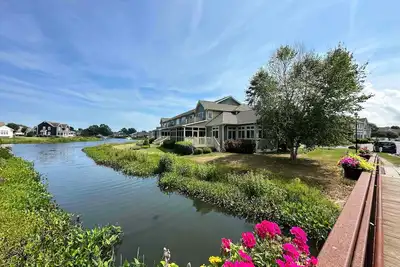 Image de Footbridge Hideaway - Charming 3 bedroom home in Lewes, waterfront, pets Ok!