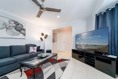 Image de 5-Bedroom Comfort & Style