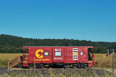 Image de Caboose Tiny Home in Frazier’s Bottom, Wv