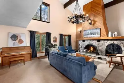 Image de Chalet | 23+ people | Private pool, spa and sauna