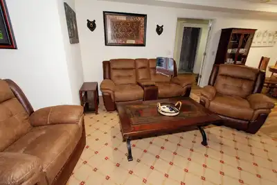 Image de Mountain Getaway- 2 bedroom with hot tub