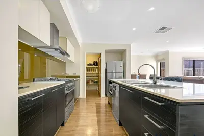 Image de 4 Bedroom House in Werribee