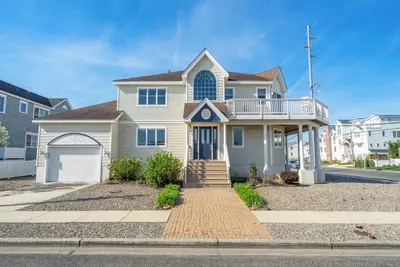 Image de A Modern, Family-Friendly Escape in Avalon