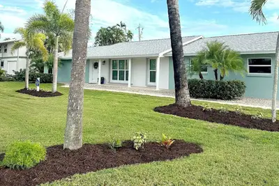 Image de A Beautifully Renovated Ground-level Retreat in Sanibel's Desirable Gumbo Limbo neighborhood