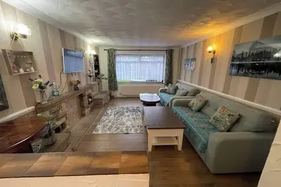 Image de Basildon - Stay 5 - Garden - Parking - Town Centre